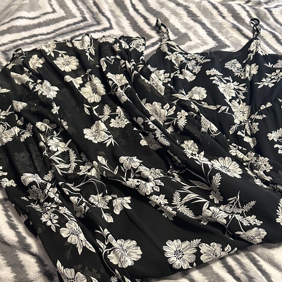 J. Crew Black Maxi Dress with White Floral Print - Picture 4 of 6